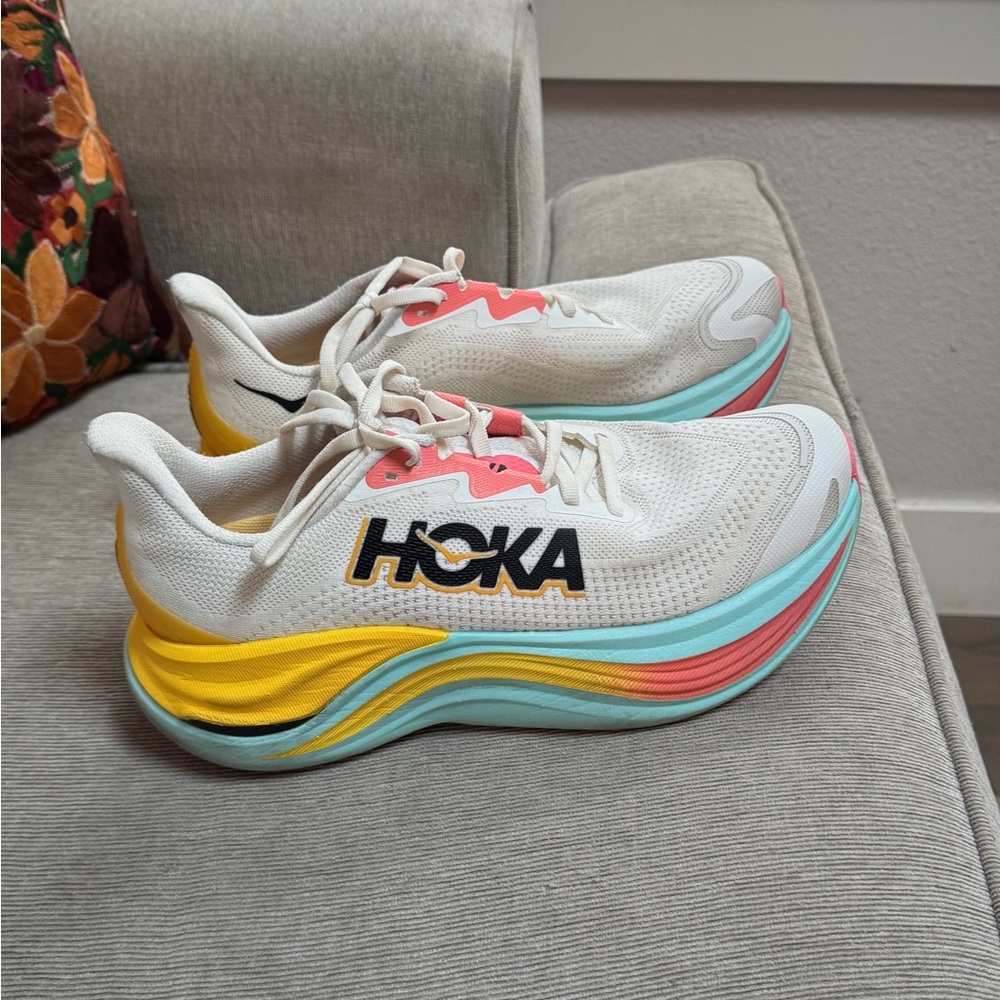 Hoka Skyward X